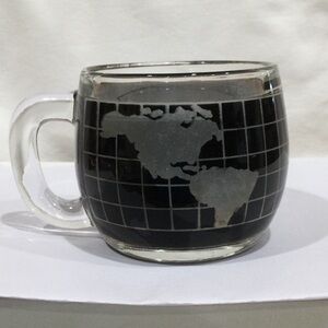 *TWO* Nestle World Globe glass mugs EUC